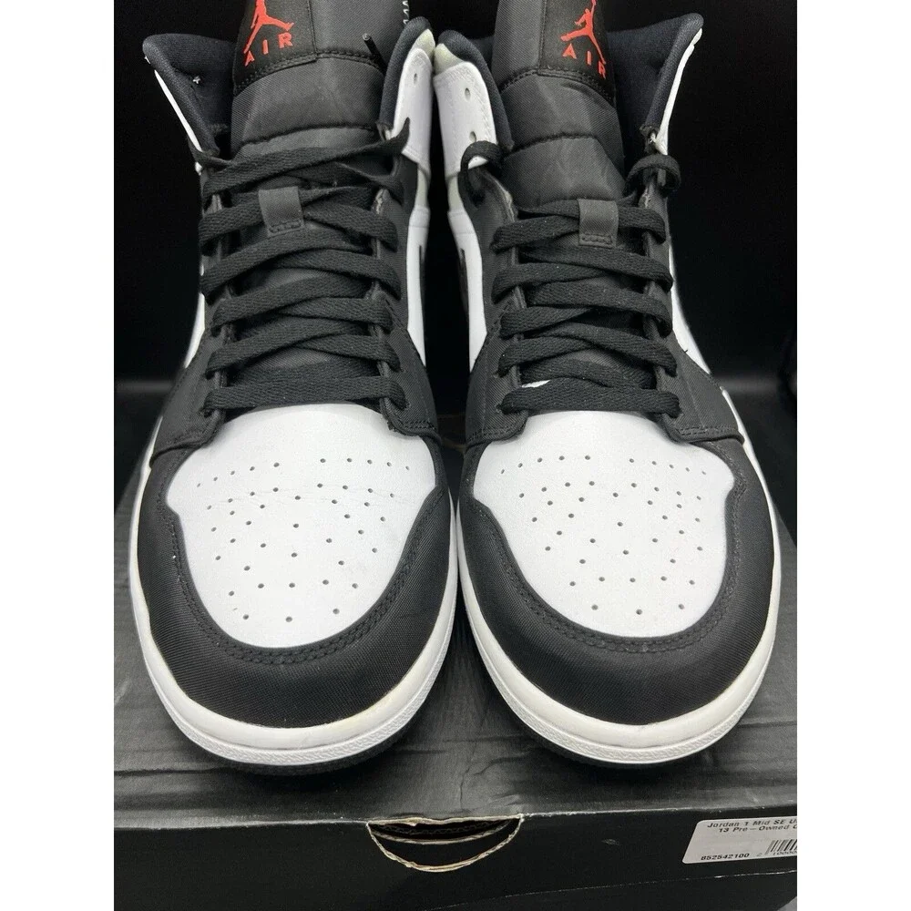 Air Jordan 1 Mid 'Red Black Toe' Men’s Size 13 (852542-100) VNDS OG ALL CLEAN! - Picture 7 of 16